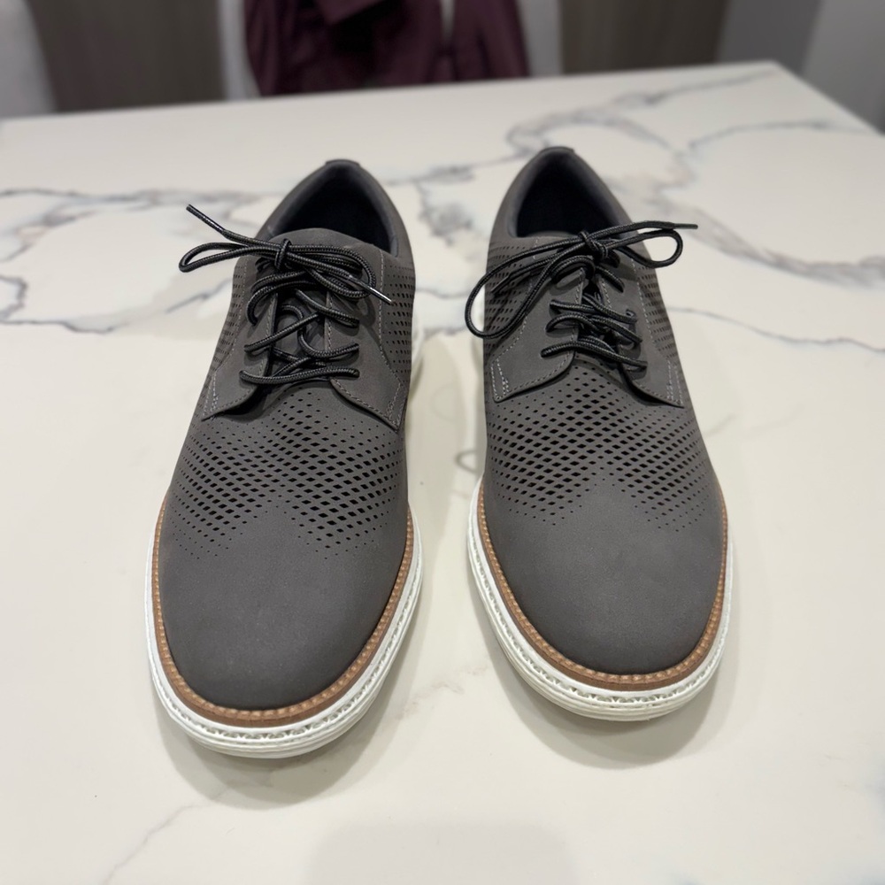 Cole Haan Men's Perforated Lace-Up Oxfords in Charcoal Gray/White Sole, Sz 10
